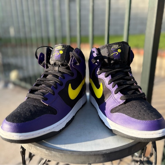 NIKE DUNK HIGH PREMIUM EMB LAKERS SNEAKERS\' main image 4